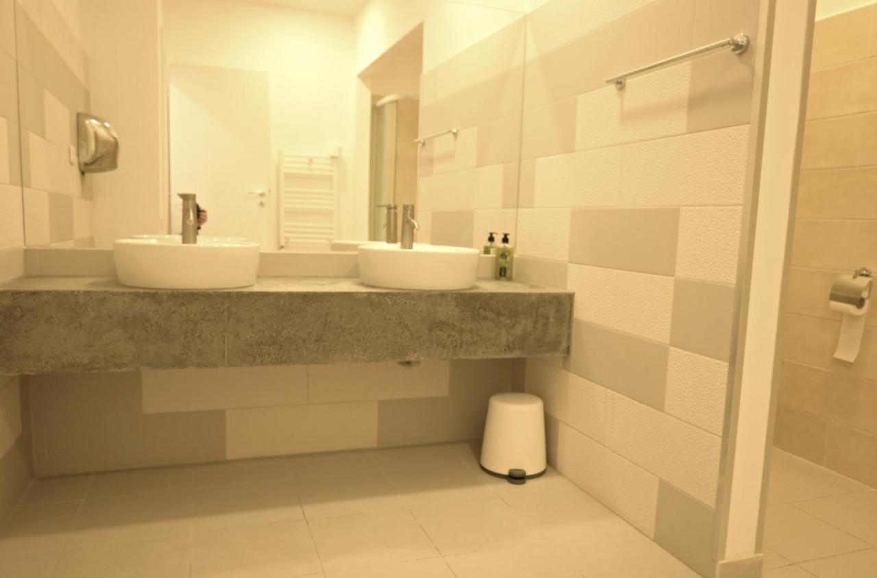 Luana Airport Apartments #4 Otopeni Eksteriør billede